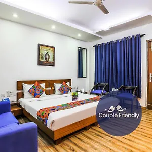Hotel Fabhotel The Residency Dlf Galleria, Gurgaon